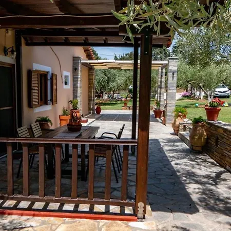 Prázdninový dům Small Paradise