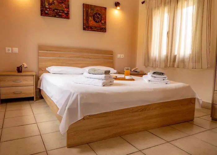 Small Paradise Nikiti (Sithonia)